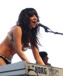 Filename=lady-gaga-002.jpg
Filesize=16KiB
Dimensions=425x285
Date added=Apr 02, 2010 lady-gaga-002.jpg