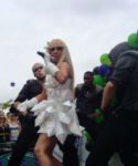 Filename=lady-gaga-009.jpg
Filesize=19KiB
Dimensions=446x335
Date added=Dec 21, 2008 lady-gaga-009.jpg