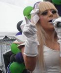 Filename=lady-gaga-063.jpg
Filesize=37KiB
Dimensions=604x453
Date added=Dec 21, 2008 lady-gaga-063.jpg