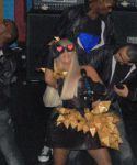 Filename=lady-gaga-023.jpg
Filesize=22KiB
Dimensions=400x266
Date added=Dec 20, 2008 lady-gaga-023.jpg