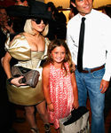 gaga_281529.jpg