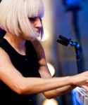 Filename=lady-gaga-006.jpg
Filesize=33KiB
Dimensions=608x456
Date added=May 26, 2009 lady-gaga-006.jpg