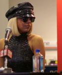 lady_gaga_260.jpg