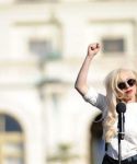 Filename=lady-gaga-015.jpg
Filesize=18KiB
Dimensions=500x332
Date added=Oct 12, 2009 lady-gaga-015.jpg