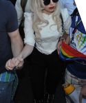 Filename=lady-gaga-024.jpg
Filesize=62KiB
Dimensions=500x800
Date added=Oct 12, 2009 lady-gaga-024.jpg