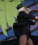 Filename=lady-gaga-069.jpg
Filesize=27KiB
Dimensions=600x450
Date added=May 10, 2009 lady-gaga-069.jpg