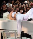 Filename=lady_gaga_335.jpg
Filesize=428KiB
Dimensions=3000x2000
Date added=Aug 05, 2010 lady_gaga_335.jpg
