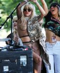 Filename=lady_gaga_059.jpg
Filesize=755KiB
Dimensions=1833x2750
Date added=Aug 07, 2010 lady_gaga_059.jpg