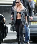 Filename=lady_gaga_015.jpg
Filesize=687KiB
Dimensions=1800x2727
Date added=Feb 18, 2011 lady_gaga_015.jpg