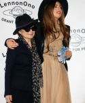Filename=555_282829.jpg
Filesize=49KiB
Dimensions=326x480
Date added=Oct 10, 2012 555_282829.jpg