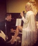 gaga_281029.jpg