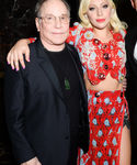 Filename=gaga_281829.jpg
Filesize=1003KiB
Dimensions=2069x3055
Date added=Jul 02, 2006 gaga_281829.jpg