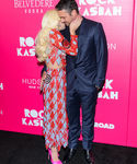 Filename=gaga_2820429.jpg
Filesize=1371KiB
Dimensions=2143x3000
Date added=Oct 20, 2015 gaga_2820429.jpg