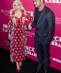 gaga_285029.jpg
