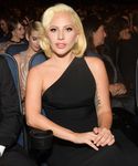 gaga_28229.jpg