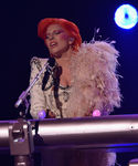 gaga_2811329.jpg