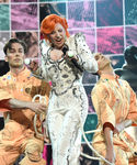 gaga_2816129.jpg