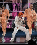 gaga_284729.jpg