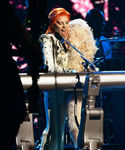 gaga_288529.jpg