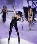 Filename=g_2832529.jpg
Filesize=3143KiB
Dimensions=3840x5760
Date added=Dec 02, 2016 g_2832529.jpg