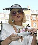 Filename=lady-gaga-033.jpg
Filesize=473KiB
Dimensions=2480x3019
Date added=Apr 23, 2009 lady-gaga-033.jpg