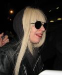 Filename=lady-gaga-004.jpg
Filesize=487KiB
Dimensions=2592x1944
Date added=Dec 29, 2009 lady-gaga-004.jpg