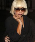 Filename=lady_gaga_001.jpg
Filesize=41KiB
Dimensions=393x594
Date added=Nov 06, 2010 lady_gaga_001.jpg