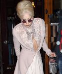 Filename=lady_gaga_090.jpg
Filesize=139KiB
Dimensions=748x1000
Date added=Dec 21, 2010 lady_gaga_090.jpg