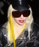 Filename=lady-gaga-005.jpg
Filesize=30KiB
Dimensions=320x480
Date added=Jan 21, 2010 lady-gaga-005.jpg