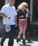 Filename=lady-gaga-019.jpg
Filesize=455KiB
Dimensions=2019x3029
Date added=May 01, 2010 lady-gaga-019.jpg