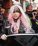 Filename=lady_gaga_001.jpg
Filesize=705KiB
Dimensions=2900x2023
Date added=May 16, 2011 lady_gaga_001.jpg