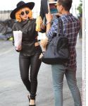 Filename=Rex_LADY_GAGA_1822293I_1040x1536.jpg
Filesize=199KiB
Dimensions=1040x1536
Date added=Aug 17, 2012 Rex_LADY_GAGA_1822293I_1040x1536.jpg