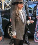 gaga_28229.jpg