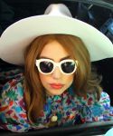 GAGA_289029.jpg