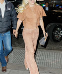 gaga_281529.JPG