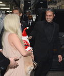 gaga_286429.jpg