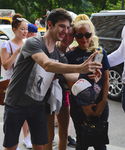 Filename=gaga_282029.jpg
Filesize=262KiB
Dimensions=1287x1500
Date added=Jul 27, 2015 gaga_282029.jpg