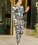 Filename=gaga_282329.jpg
Filesize=1609KiB
Dimensions=2400x3600
Date added=Nov 03, 2015 gaga_282329.jpg