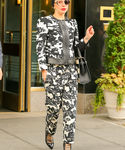 Filename=gaga_284829.jpg
Filesize=1701KiB
Dimensions=2400x3600
Date added=Nov 03, 2015 gaga_284829.jpg