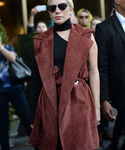 Filename=gaga_282729.JPG
Filesize=680KiB
Dimensions=2400x3600
Date added=Nov 04, 2015 gaga_282729.JPG