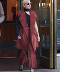 Filename=gaga_289429.jpg
Filesize=1294KiB
Dimensions=2400x3600
Date added=Nov 04, 2015 gaga_289429.jpg