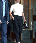 Filename=gaga1_281829.JPG
Filesize=1117KiB
Dimensions=2100x3290
Date added=Nov 06, 2015 gaga1_281829.JPG