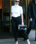 Filename=gaga1_2820629.jpg
Filesize=772KiB
Dimensions=2628x3844
Date added=Nov 06, 2015 gaga1_2820629.jpg