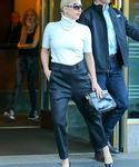 Filename=gaga1_2821729.jpg
Filesize=1122KiB
Dimensions=2400x3600
Date added=Nov 06, 2015 gaga1_2821729.jpg
