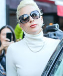 Filename=gaga1_2821829.jpg
Filesize=1024KiB
Dimensions=2400x3600
Date added=Nov 06, 2015 gaga1_2821829.jpg