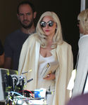 Filename=gaga_281529.jpg
Filesize=563KiB
Dimensions=2400x3600
Date added=Nov 11, 2015 gaga_281529.jpg