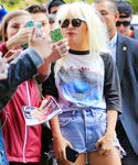 gaga_286529.jpg