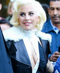 gaga_286029.jpg