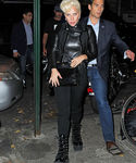 Filename=gaga_282129.jpg
Filesize=1851KiB
Dimensions=3000x4333
Date added=Oct 12, 2015 gaga_282129.jpg