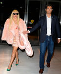 Filename=gaga_283129.jpg
Filesize=904KiB
Dimensions=2400x2894
Date added=Oct 13, 2015 gaga_283129.jpg